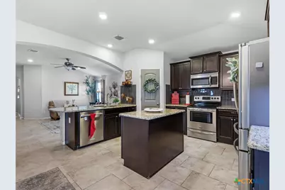 938 Pumpkin Ridge, New Braunfels, TX 78130 - Photo 7
