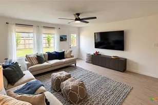 7731 Bohemian Grv, San Antonio, TX 78227 - Photo 5