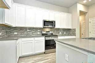 1532 Zion Dr, New Braunfels, TX 78132 - Photo 9