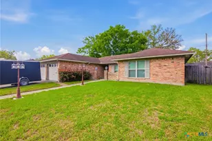 205 Westchester Dr, Victoria, TX 77904 - Photo 3