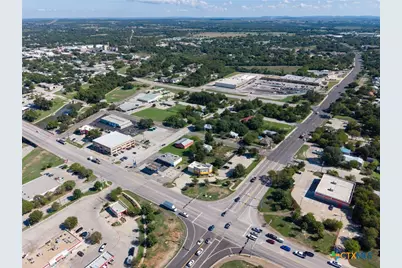 1404, 1406, 1408 S Chestnut Street, Lampasas, TX 76550 - Photo 13