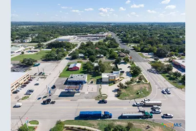 1404, 1406, 1408 S Chestnut Street, Lampasas, TX 76550 - Photo 11