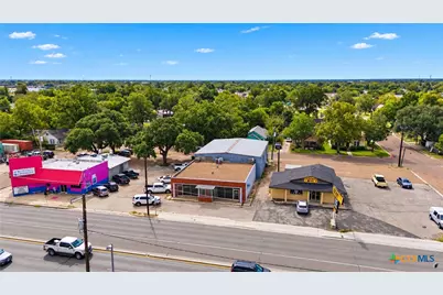 805 E Rio Grande Street, Victoria, TX 77901 - Photo 31