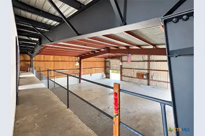 805 E Rio Grande Street, Victoria, TX 77901 - Photo 7