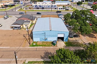 805 E Rio Grande Street, Victoria, TX 77901 - Photo 25
