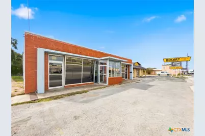 805 E Rio Grande Street, Victoria, TX 77901 - Photo 3