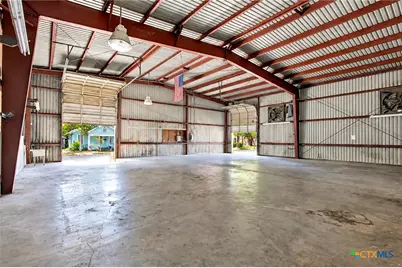 805 E Rio Grande Street, Victoria, TX 77901 - Photo 11