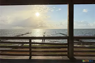 133 Marshall Johnson Ave, Port Lavaca, TX 77979 - Photo 5