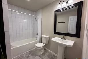 133 Marshall Johnson Ave, Port Lavaca, TX 77979 - Photo 17