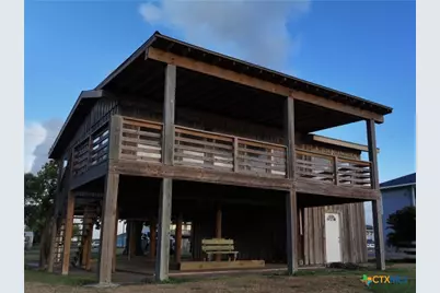133 Marshall Johnson Avenue, Port Lavaca, TX 77979 - Photo 1