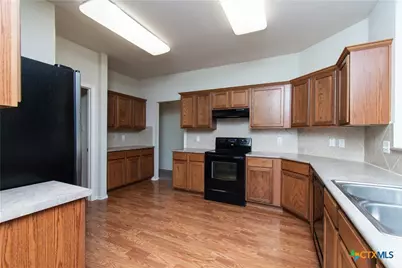 219 Scarlet Lane, Harker Heights, TX 76548 - Photo 7