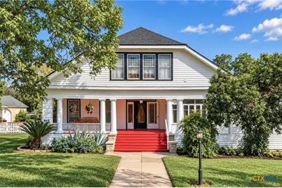 915 Saint Lawrence Street, Gonzales, TX 78629 - Photo 1
