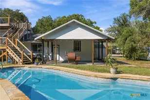 915 St Lawrence St, Gonzales, TX 78629 - Photo 33