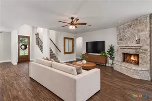 1621 Angolo, New Braunfels, TX 78132 - Photo 5