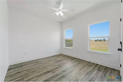 152 Creekwood Drive, Gonzales, TX 78629 - Photo 31