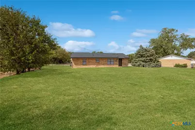 305 Skyview Circle, Troy, TX 76579 - Photo 23