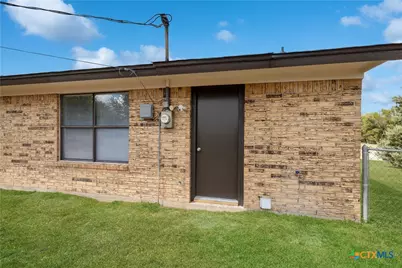 305 Skyview Circle, Troy, TX 76579 - Photo 19