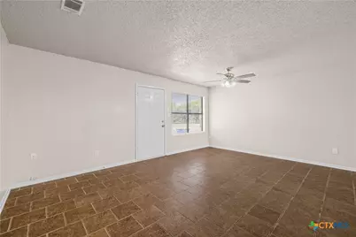 305 Skyview Circle, Troy, TX 76579 - Photo 17