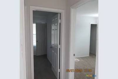 544 Taggart Trail, Jarrell, TX 76537 - Photo 3