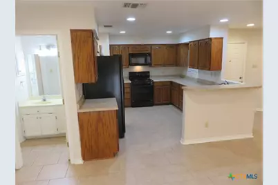 900 Boenig Street, Seguin, TX 78155 - Photo 21