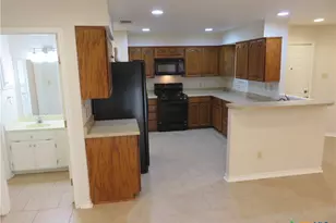 900 Boenig St, Seguin, TX 78155 - Photo 21