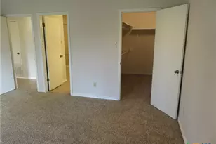 900 Boenig St, Seguin, TX 78155 - Photo 27