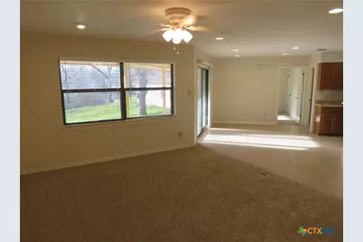 900 Boenig Street, Seguin, TX 78155 - Photo 17