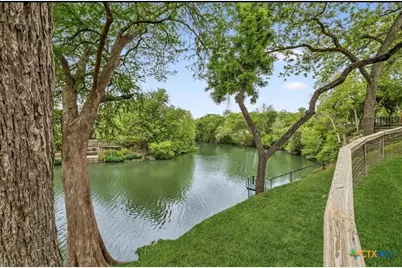 900 Boenig Street, Seguin, TX 78155 - Photo 5
