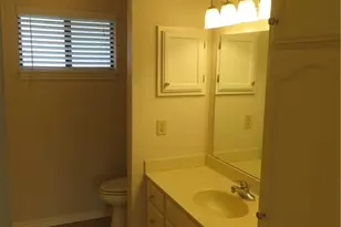 900 Boenig St, Seguin, TX 78155 - Photo 29