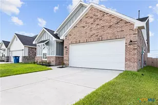 308 Cardinal Dr, Port Lavaca, TX 77979 - Photo 3