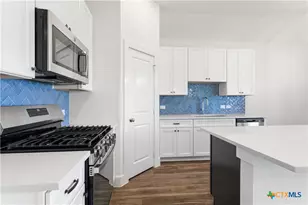 308 Cardinal Dr, Port Lavaca, TX 77979 - Photo 9