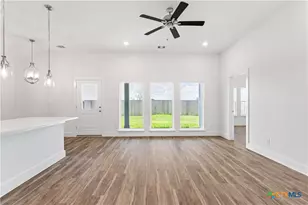 308 Cardinal Dr, Port Lavaca, TX 77979 - Photo 5