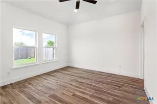 308 Cardinal Dr, Port Lavaca, TX 77979 - Photo 13