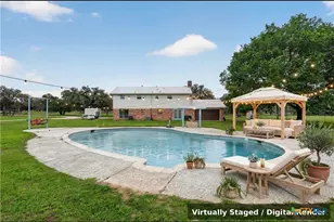6072 Co Rd 122, Hallettsville, TX 77964 - Photo 5
