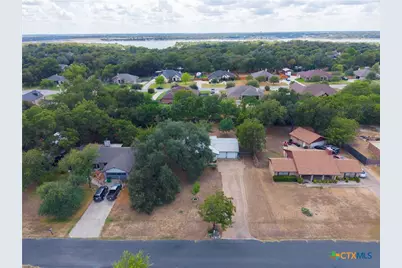 141 Woodland Trail, Belton, TX 76513 - Photo 3
