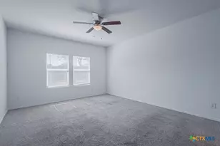 352 Euclid Ln, Uhland, TX 78640 - Photo 9