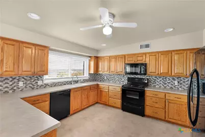 1210 Skyline Drive, Canyon Lake, TX 78133 - Photo 9