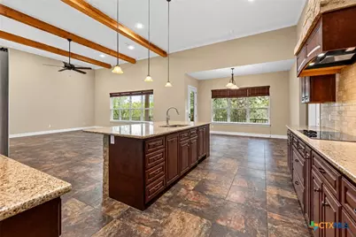 611 Shady Hollow, New Braunfels, TX 78132 - Photo 15