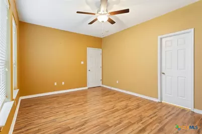 3201 Bonham Avenue, Temple, TX 76502 - Photo 17