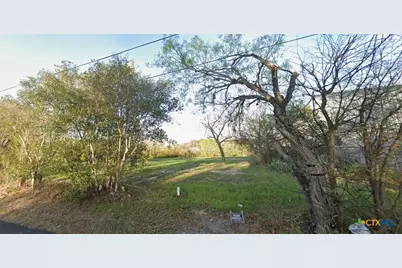 216 S Cherry Street, Seguin, TX 78155 - Photo 1