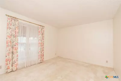906 Yorktown Drive, Temple, TX 76504 - Photo 3