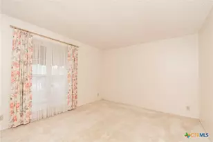 906 Yorktown Dr, Temple, TX 76504 - Photo 3
