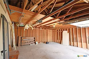 1629 US-183, Lockhart, TX 78644 - Photo 37