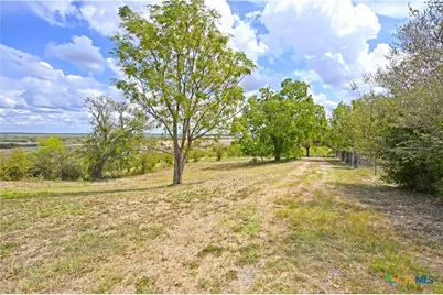 1629 Us-183, Lockhart, TX 78644 - Photo 41