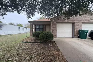 931 Rosewood Dr, Harker Heights, TX 76548 - Photo 1