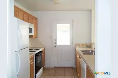 931 Rosewood Drive #B, Harker Heights, TX 76548 - Photo 3