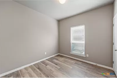 8016 Hawthorn, Temple, TX 76502 - Photo 5