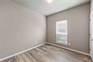 8016 Hawthorn, Temple, TX 76502 - Photo 5
