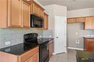 8016 Hawthorn, Temple, TX 76502 - Photo 11