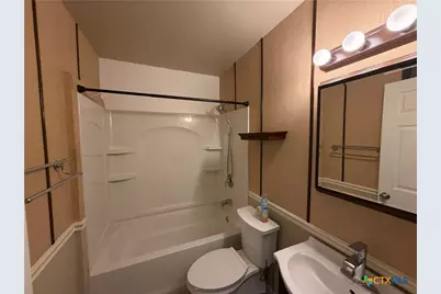 3205 Swan Drive, Victoria, TX 77901 - Photo 7